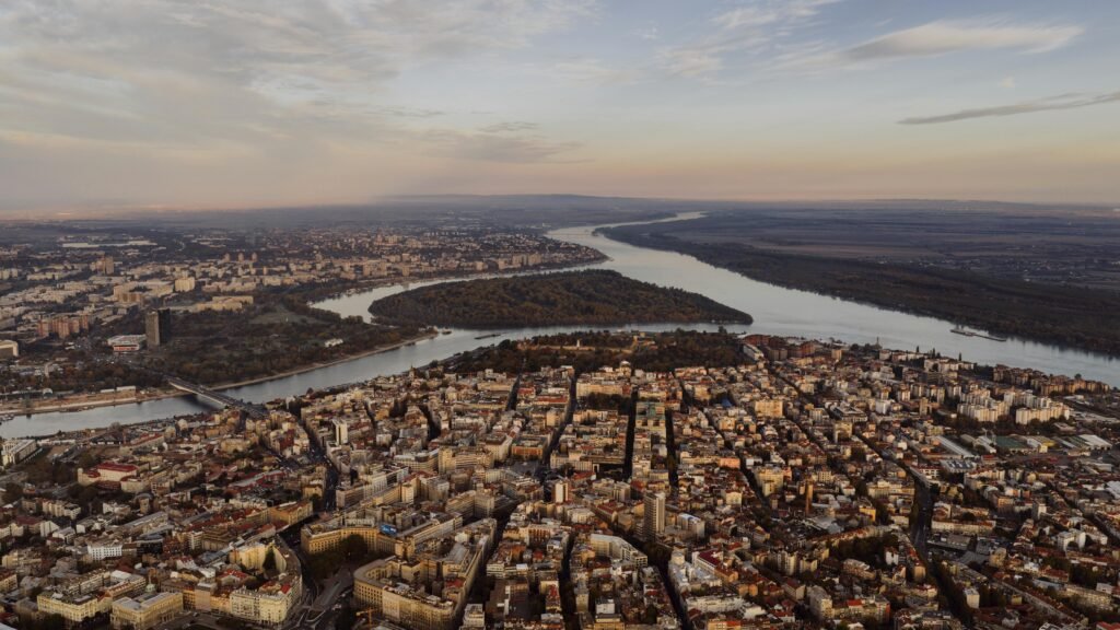 Hydrodynamics and flood processes